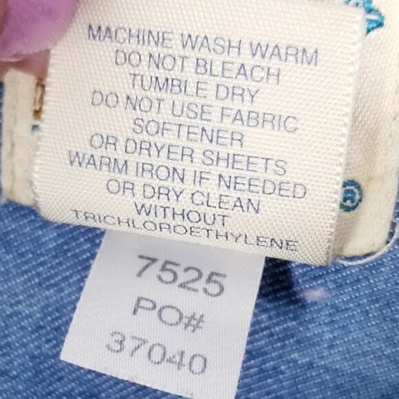 Travelsmith Button Down Denim Shirt - Size XL - Picture 6 of 6